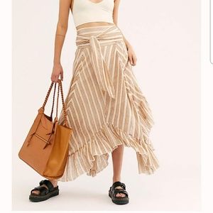 Free people skirt! Nwt. Perfect for summer!!!